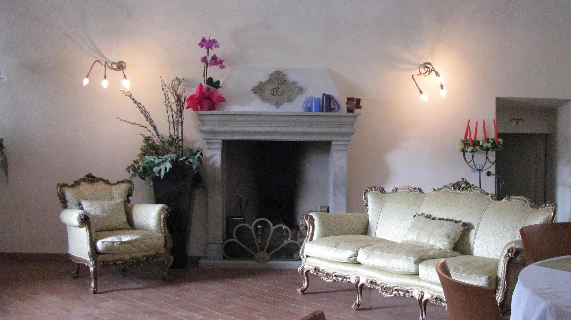 Corte Uccellanda Relais Monzambano Exterior photo